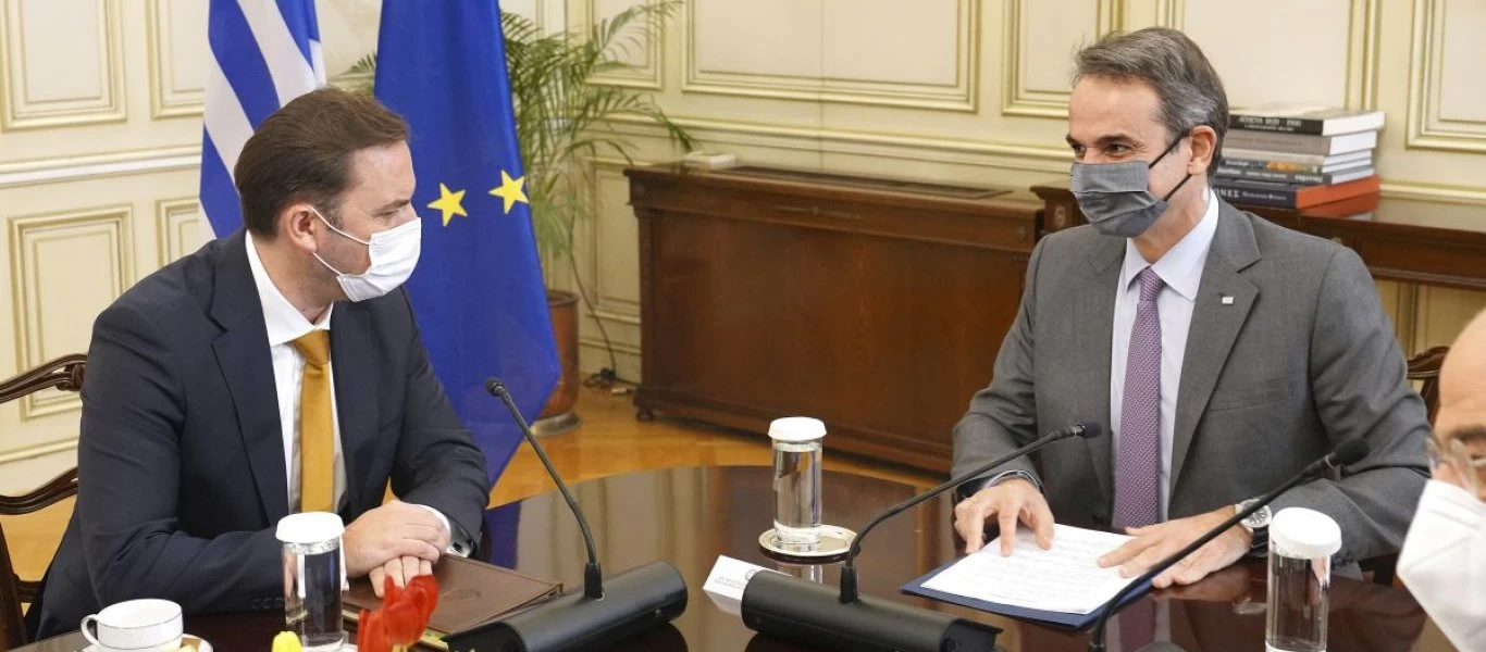 ΣΥΡΙΖΑ: «Χαιρετίζουμε τη στάση του Κ.Μητσοτάκη με τη Συμφωνία των Πρεσπών - Ολοκλήρωσε τη στροφή 180 μοιρών»